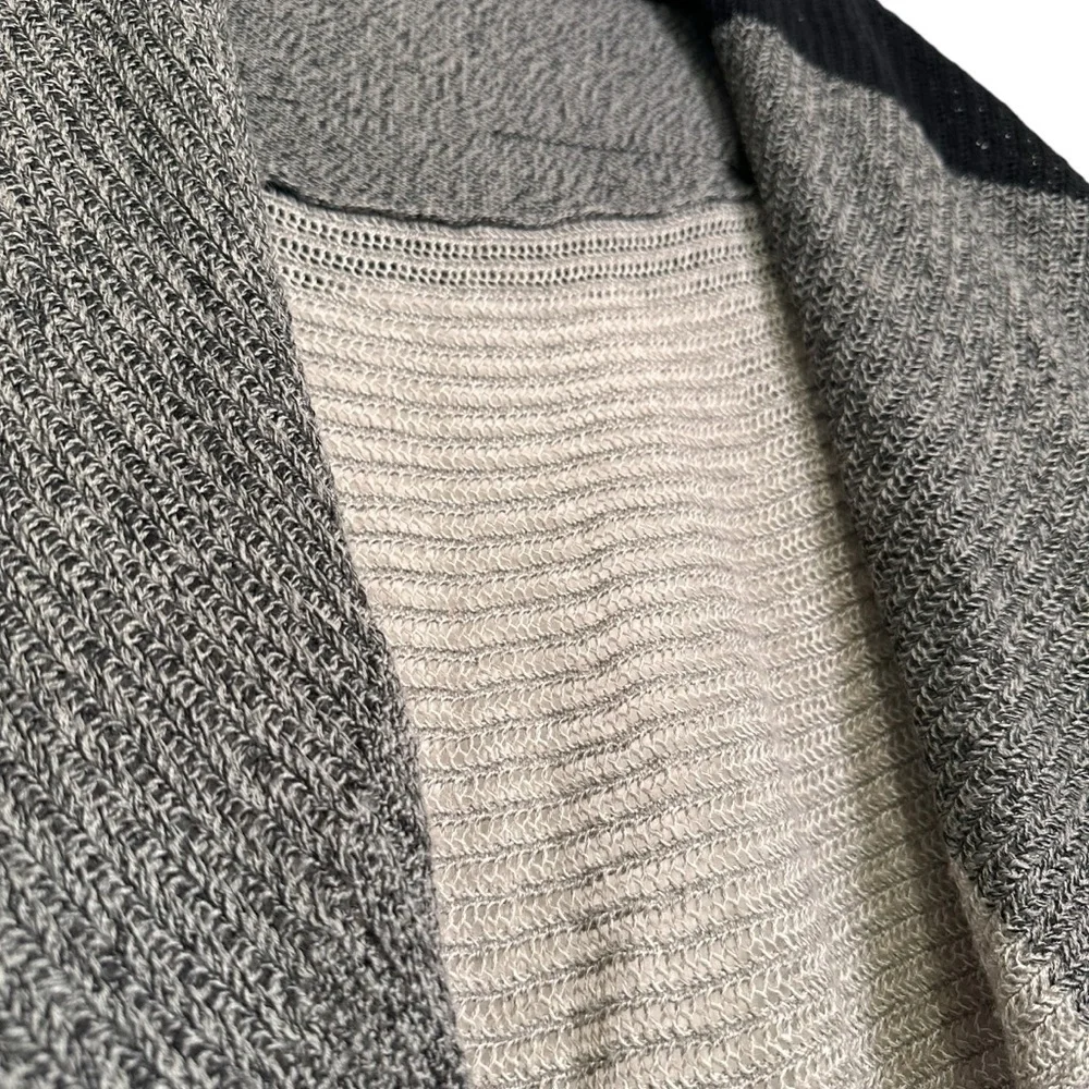 Lucky Brand Women’s MED Black & Gray Knit Wool Blend Cardigan - Picture 2 of 7